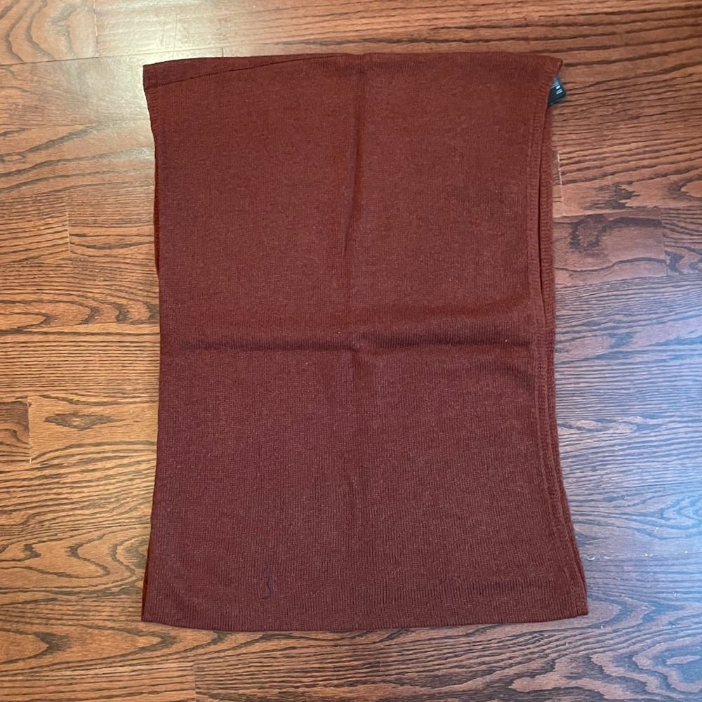 H&M Infinity Scarf - Picture 4 of 4
